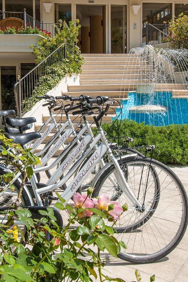 Hotel La Rosa كاتوليكا المظهر الخارجي الصورة